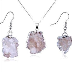 Natural stone necklace and earrings set